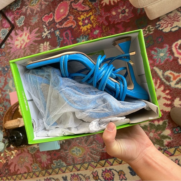 NWT Blue Lace Up Heel SZ 9 - Picture 5 of 5